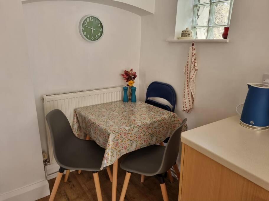 Cheerful Two Bedroom Cottage In The Forest Of Dean Lydbrook Exteriör bild